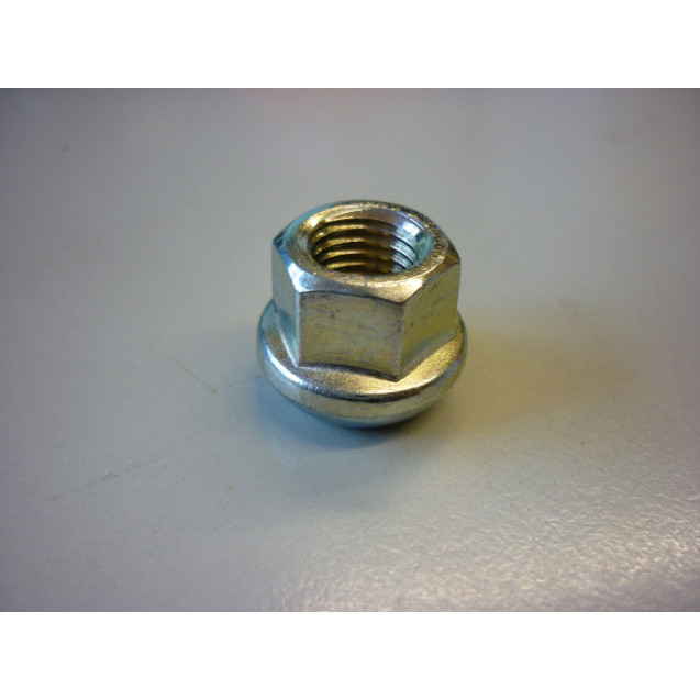 M16x1.5 wheel nut for hubs